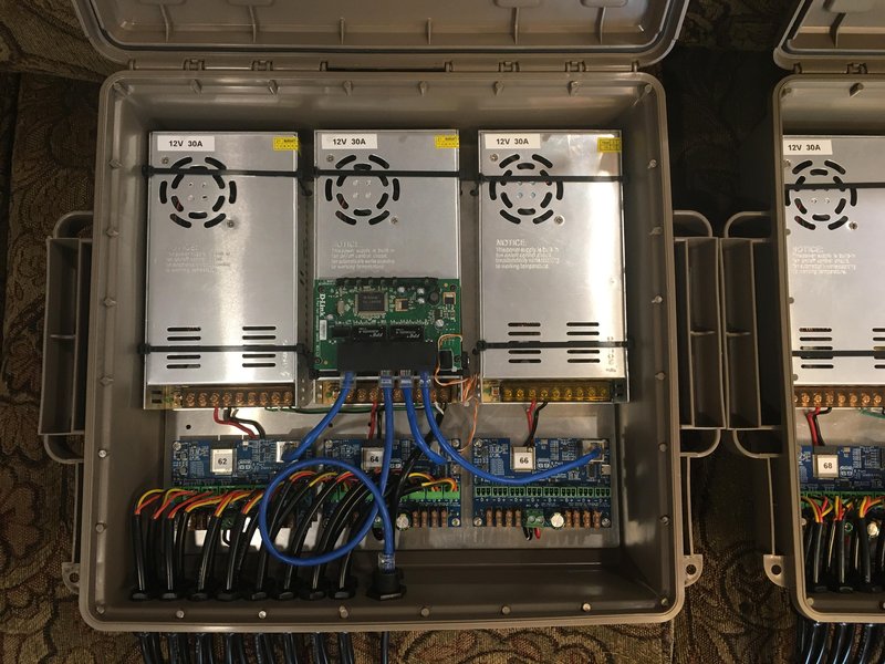 Upgrading controllers with the 8 Port LED Distro